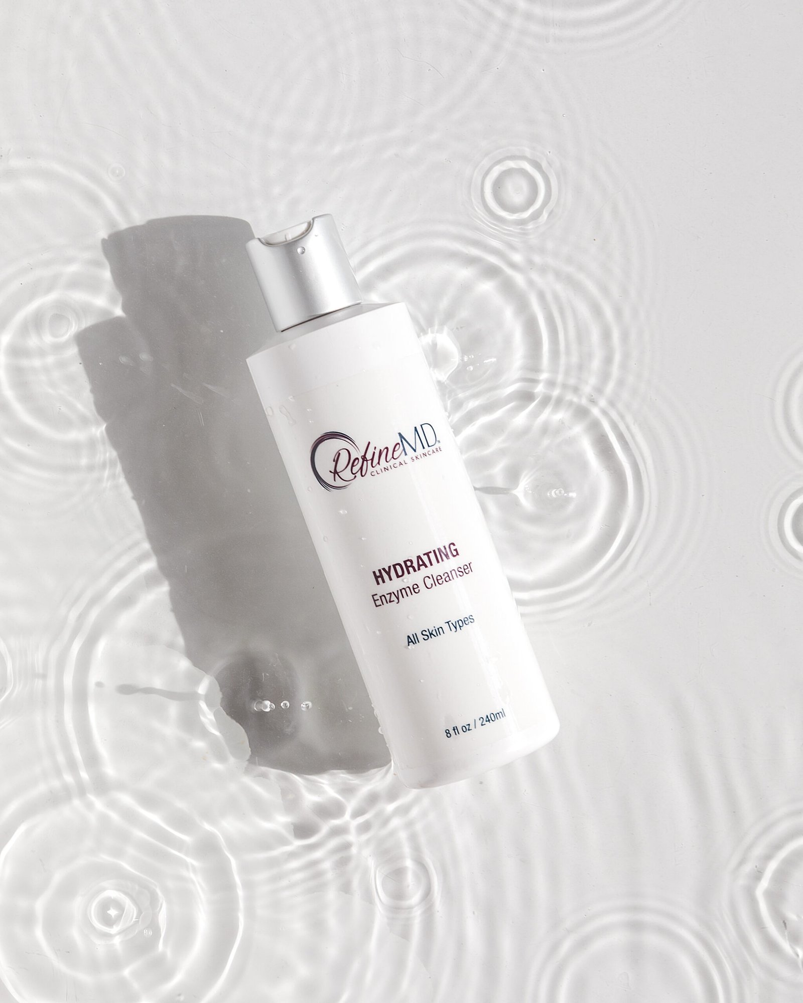 hydrating-cleasner-lifestyle-scaled